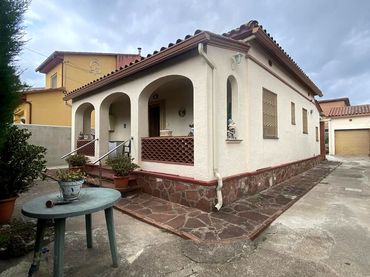 Casa con giardino in vendita a Del Bosc