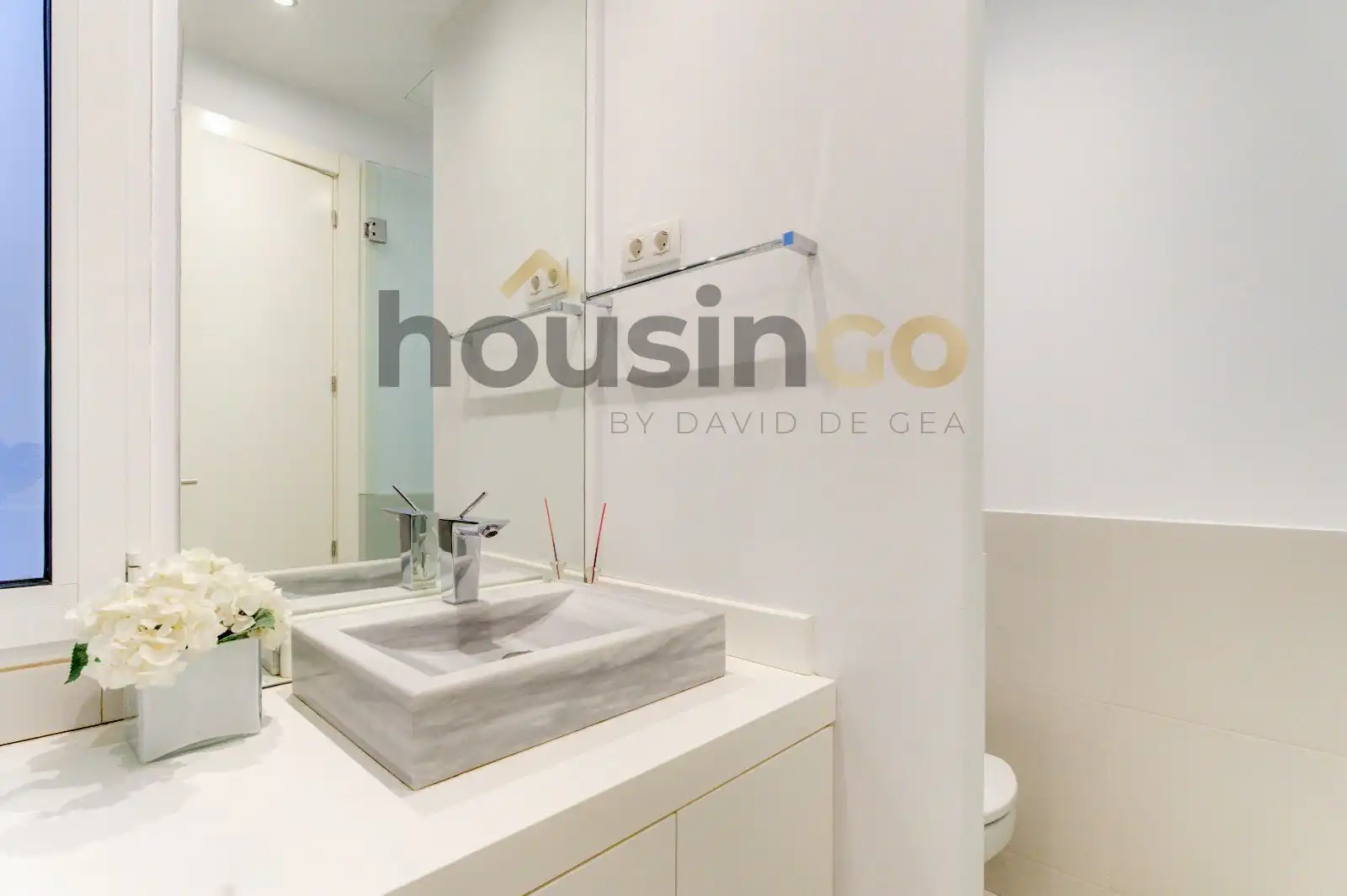 Badezimmer von Wohnung zum Verkauf in Madrid mit Klimaanlage, Heizung und Parkett