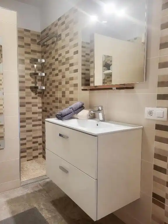 Baño de Apartamento en venta en San Miguel de Abona con Aire acondicionado, Jardín privado y Amueblado