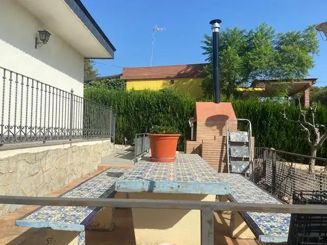 Terraza de Casa o chalet en venta en Chiva con Calefacción, Jardín privado y Piscina