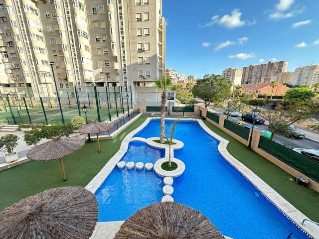 Piso en Venta en Calle PEDRO FERRANDIZ en Cabo de las Huertas