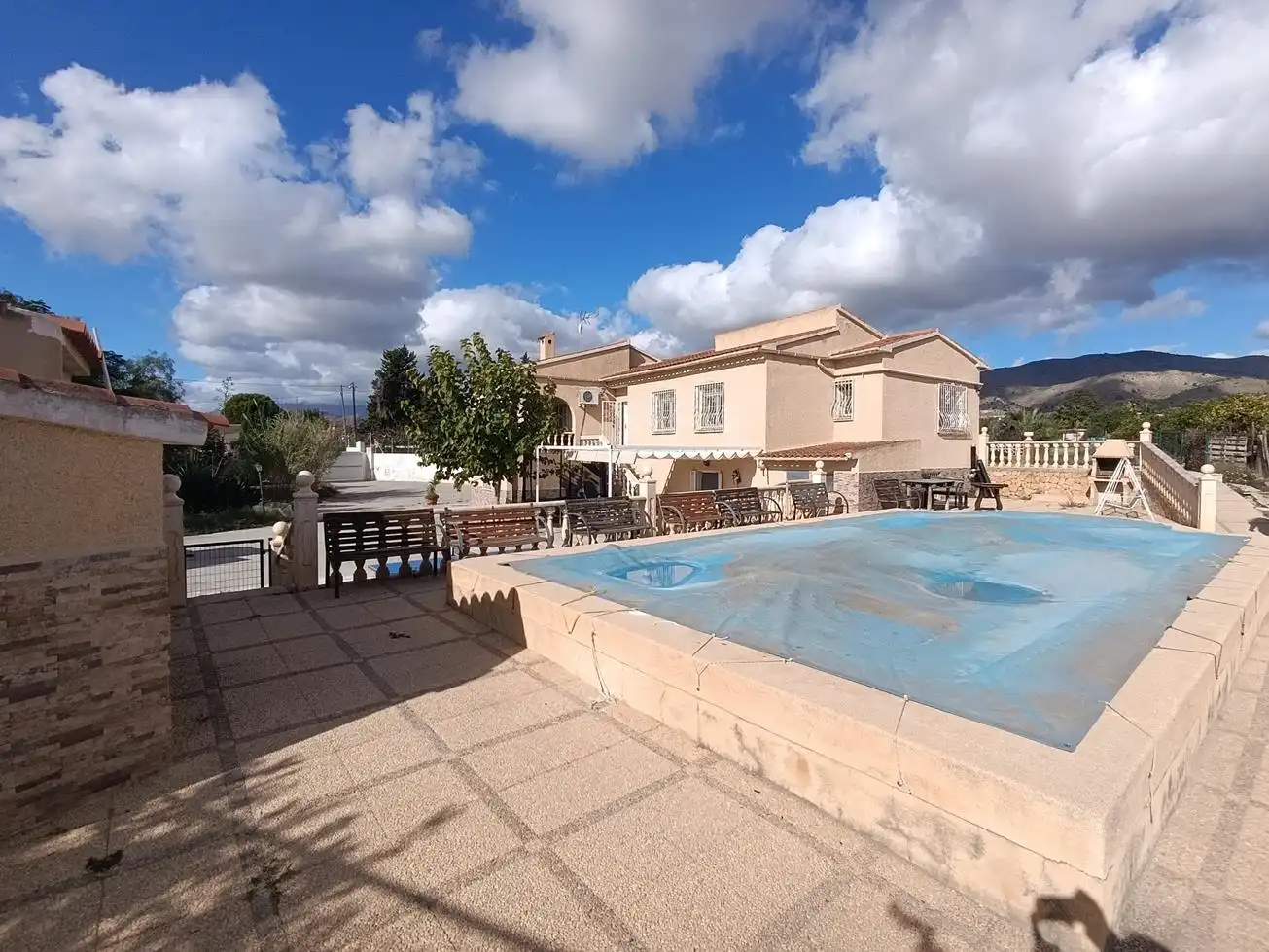 Xalet amb piscina en venda a Partida Mediases