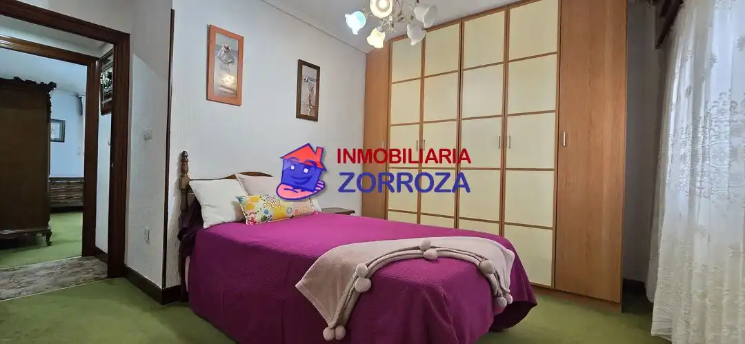 Habitación de Piso en venta en Bilbao  con Calefacción, Trastero y Amueblado