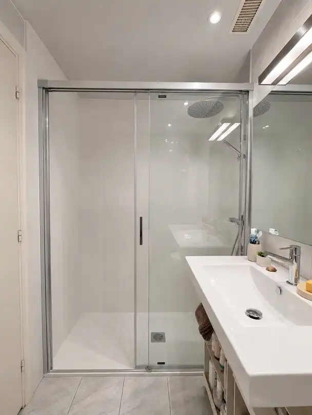 Baño de Piso en venta en Donostia - San Sebastián  con Calefacción y Balcón