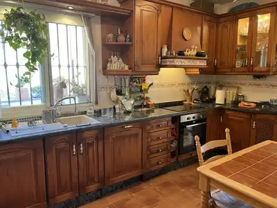 Cuina de Casa adosada en venda en Mijas amb Aire condicionat, Calefacció i Terrassa