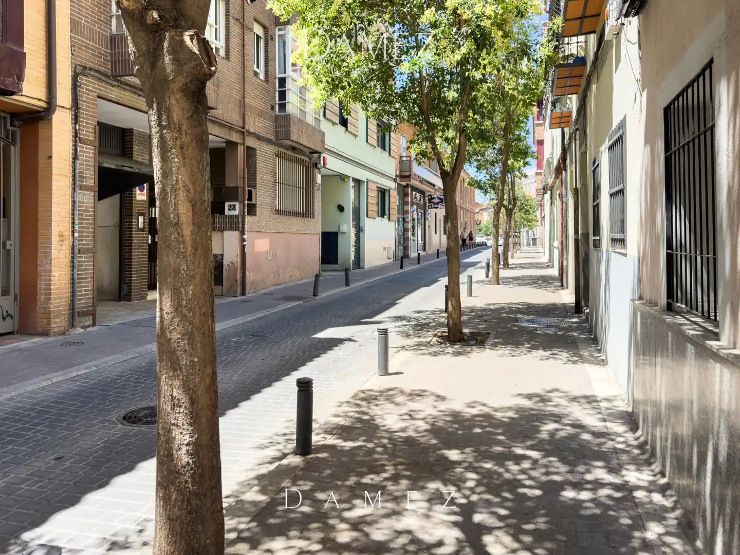 Vista exterior de Piso en venta en Madrid con Terraza y Alarma