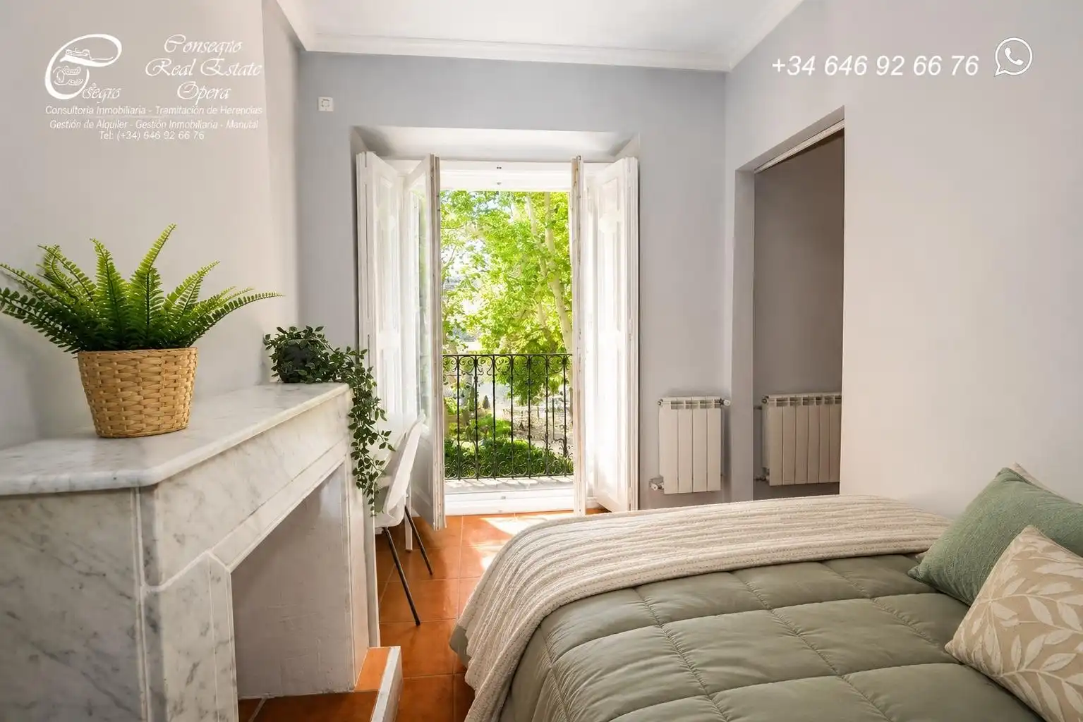 Bedroom of Flat for rent in Madrid  with Heating, Furnished and Balcony