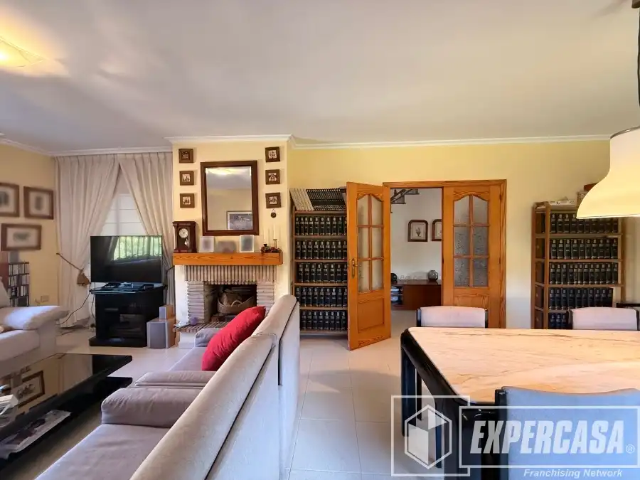 Sala d'estar de Casa o xalet en venda en Riba-roja de Túria amb Aire condicionat, Calefacció i Terrassa