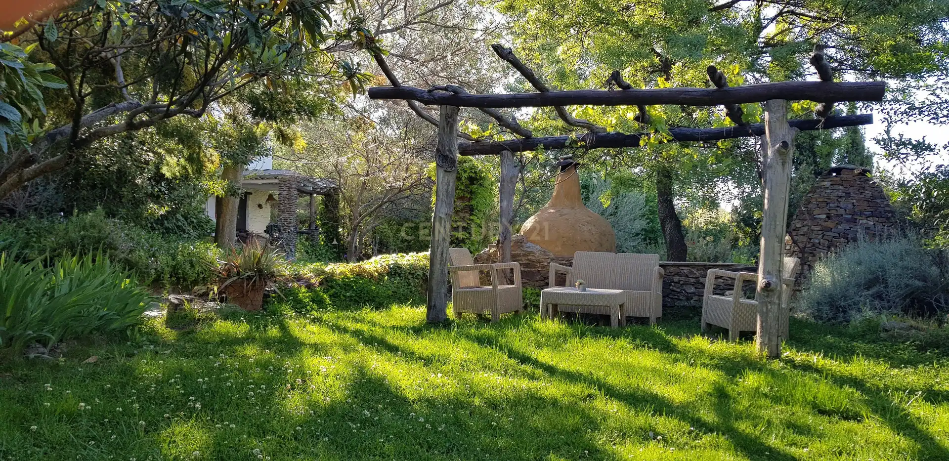 Jardín de Casa o chalet en venta en La Taha con Jardín privado, Trastero y Piscina