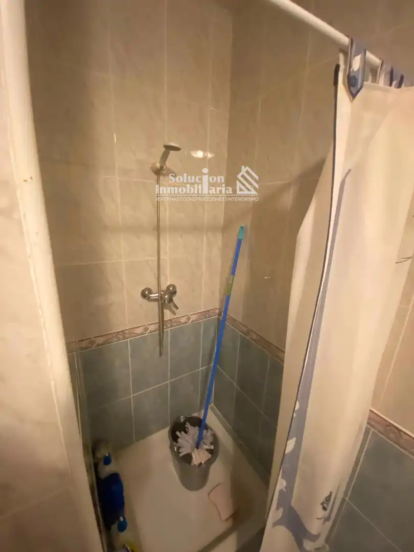 Bany de Casa o xalet en venda en Calvarrasa de Arriba amb Traster i Moblat