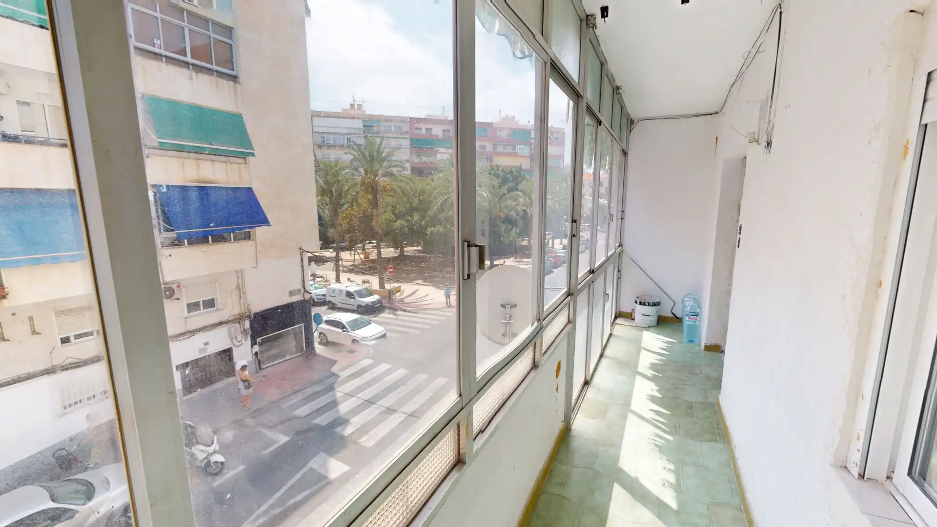 Piso en venta en Alicante / Alacant con Terraza
