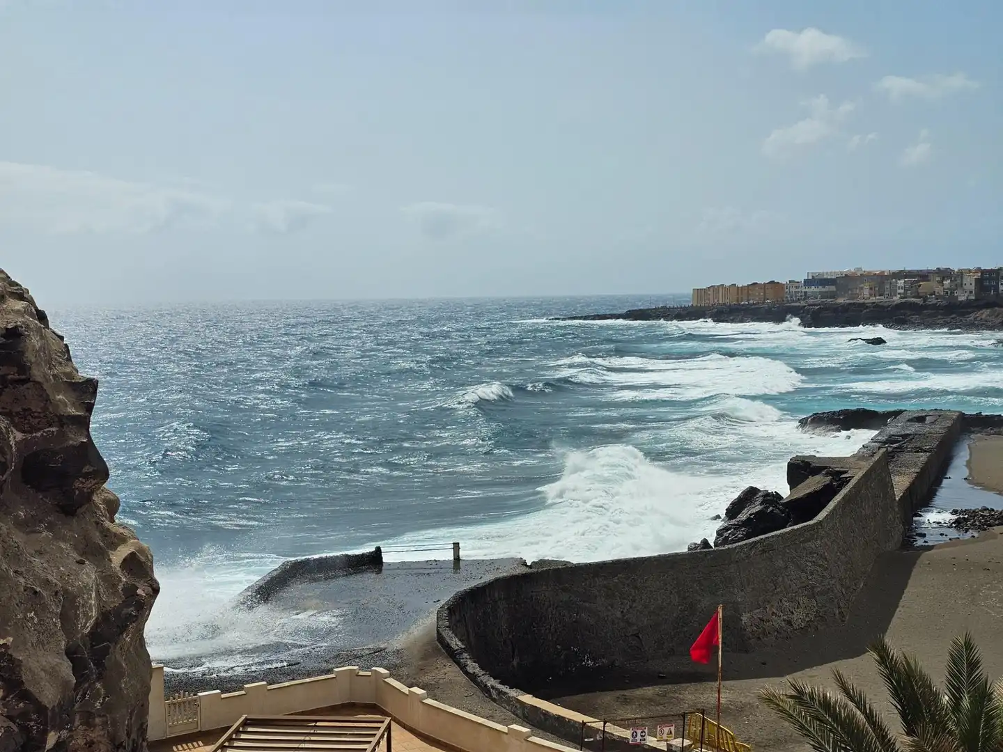 Vista exterior de Pis de lloguer en Telde amb Piscina comunitària