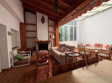 House with balcony for sale in Casco Antiguo