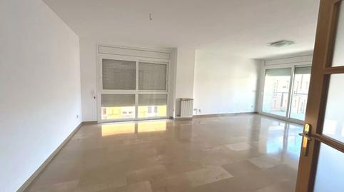 Photo 2 of Flat for rent in Emili Grahit, 6-8, Eixample Sud – Migdia, Girona Capital