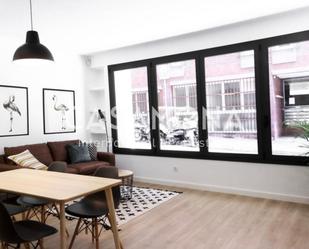 Exterior view of Apartment for sale in  Barcelona Capital  with Air Conditioner