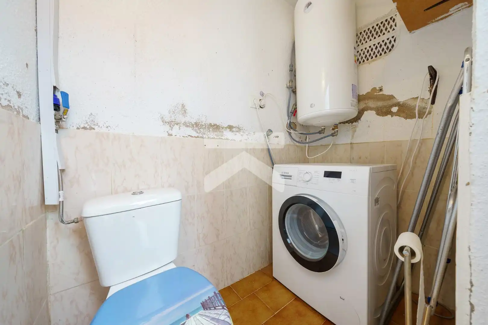 Bathroom of Houses for sale in L'Ametlla de Mar   with Air Conditioner, Heating and Private garden