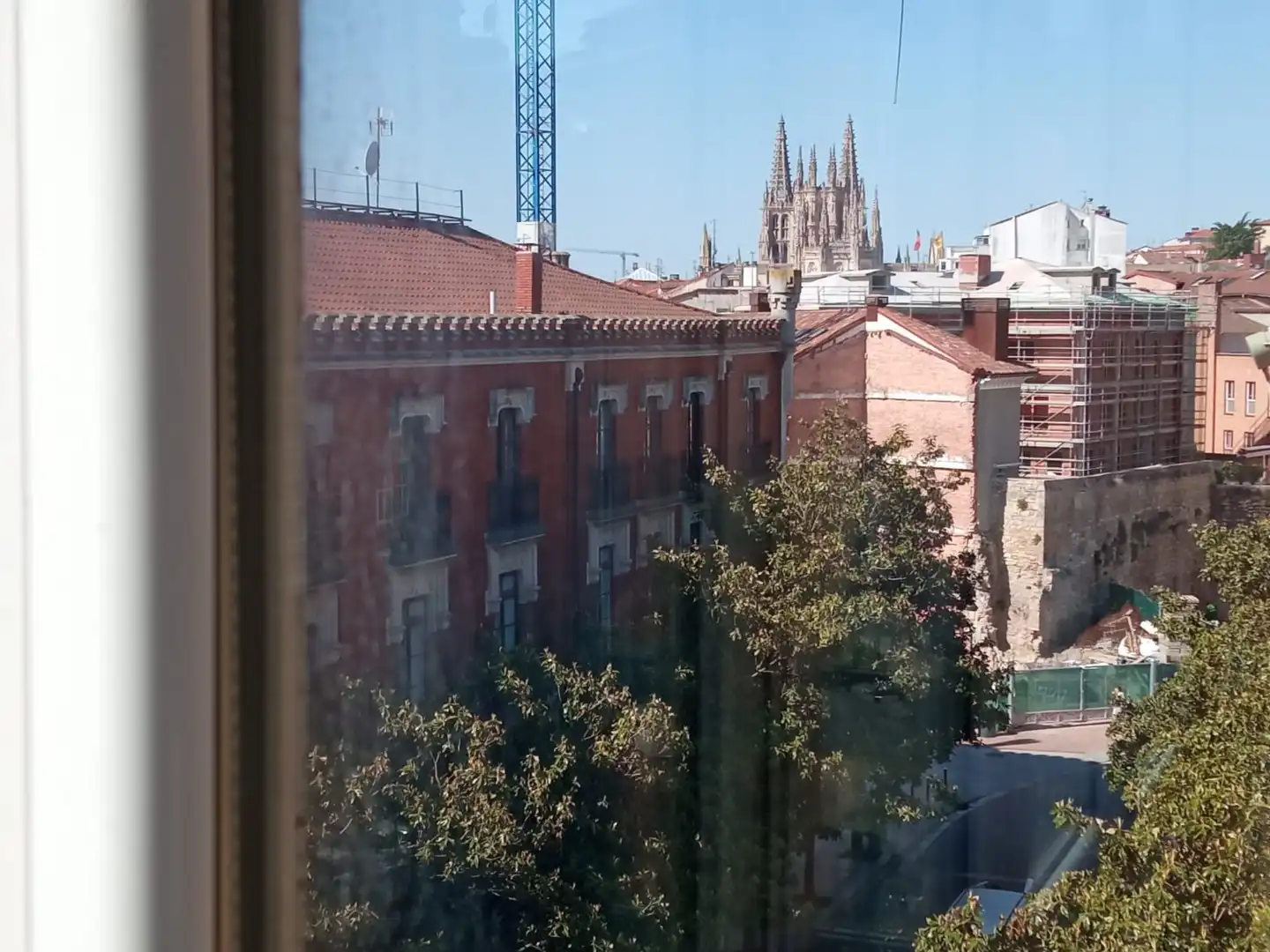 Vista exterior de Piso en venta en Burgos con Calefacción, Parquet y Balcón