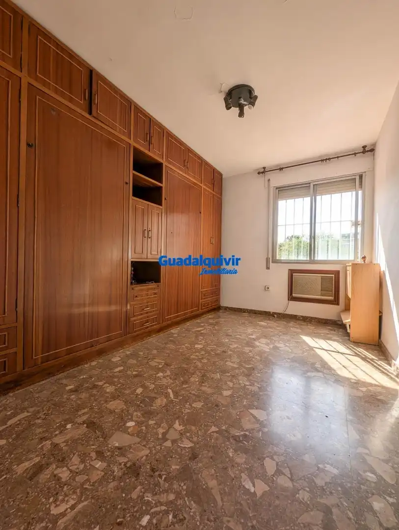 Flat with lift for sale in Avenida RAMON Y CAJAL, imagen 21