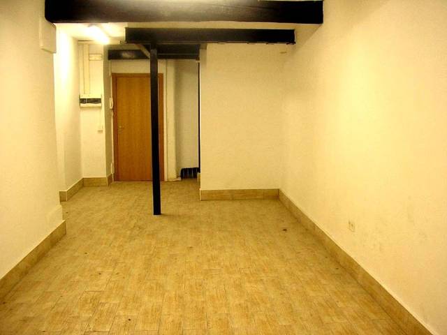 Local comercial en Alquiler en Área Romántica