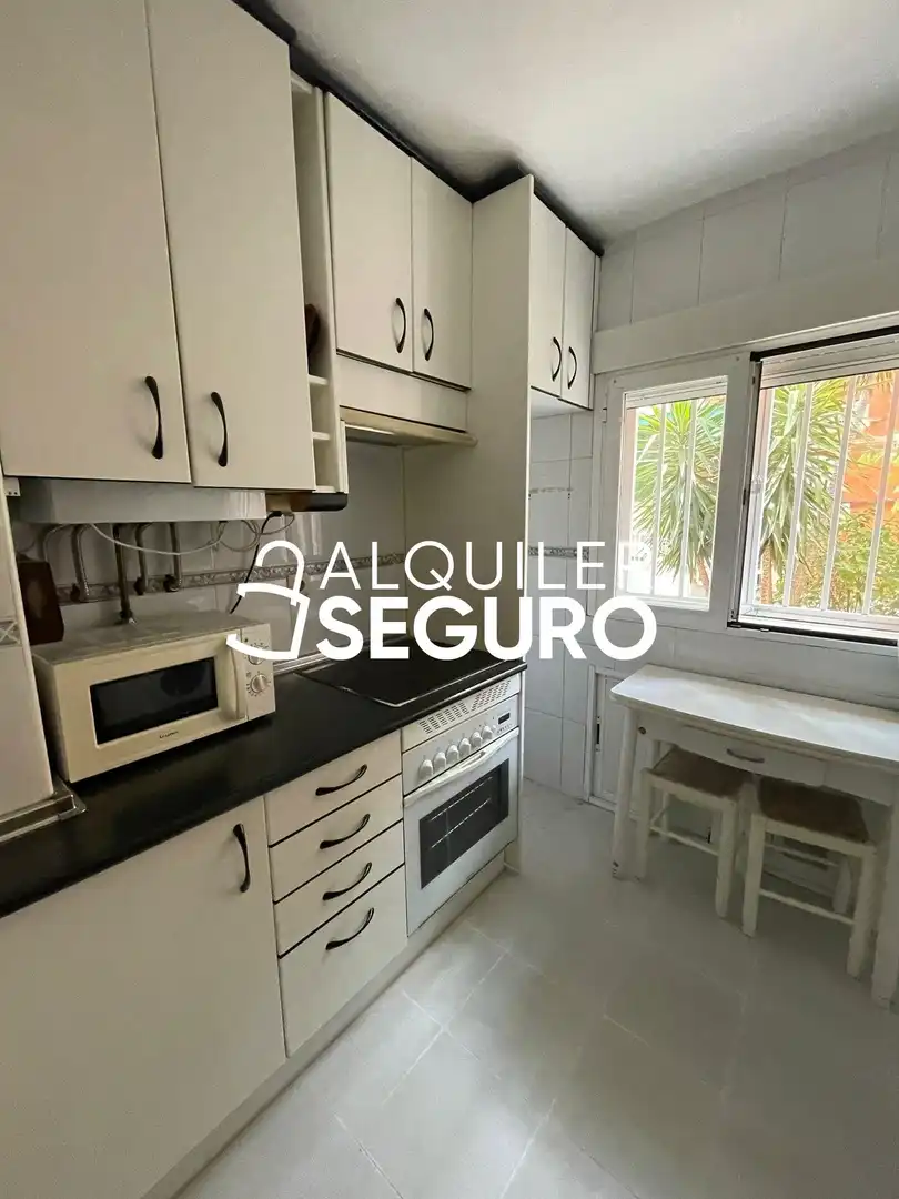 Kitchen of Flat for rent in Madrid  with Heating