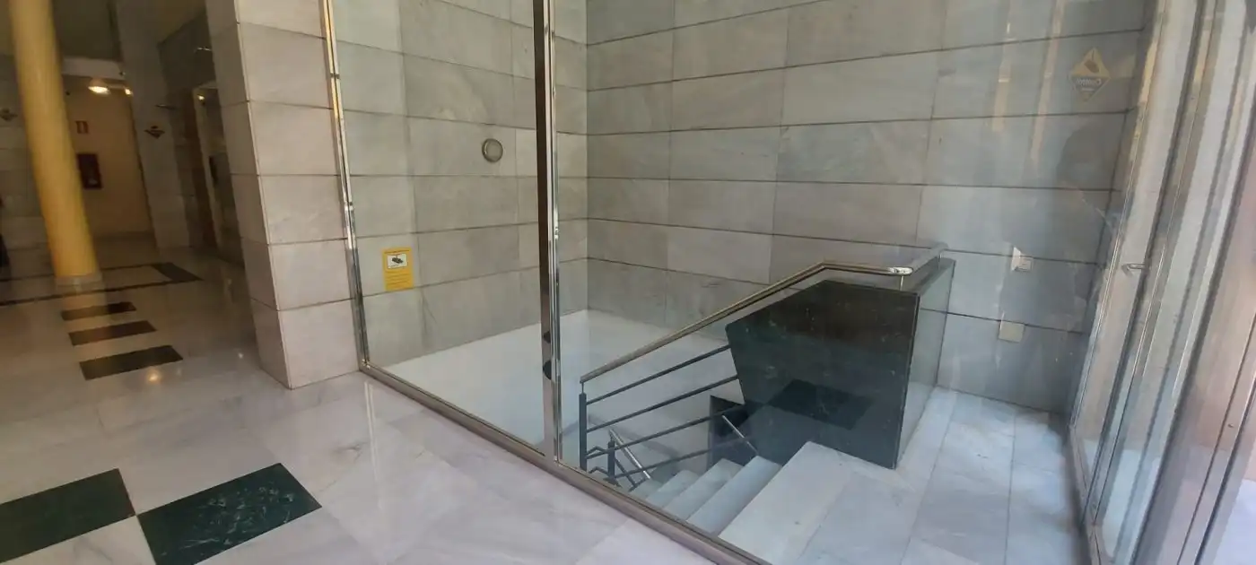 Bureau avec ascenseur à louer à El Ejido Ciudad, imagen 3