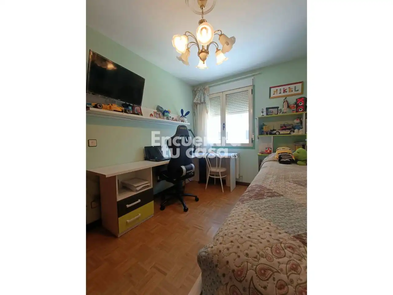 Habitación de Apartamento en venta en Miranda de Ebro con Calefacción, Parquet y Trastero