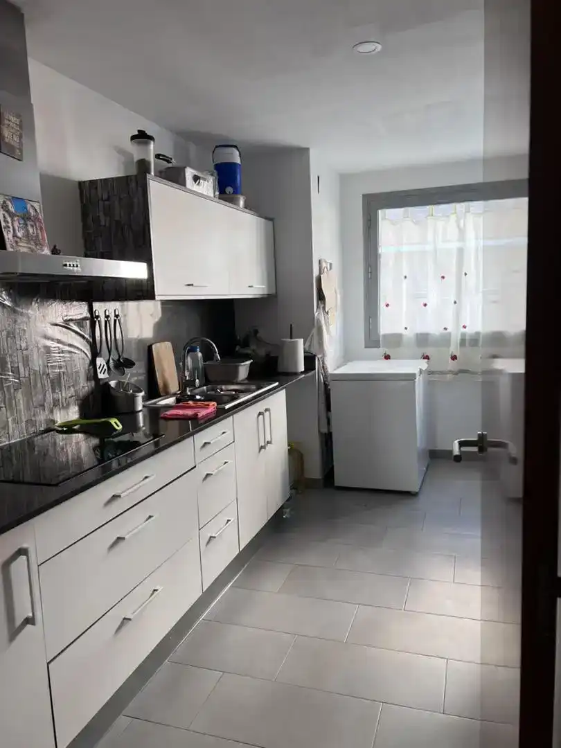 Kitchen of Flat for rent in Reus  with Parquet flooring, Swimming Pool and Oven