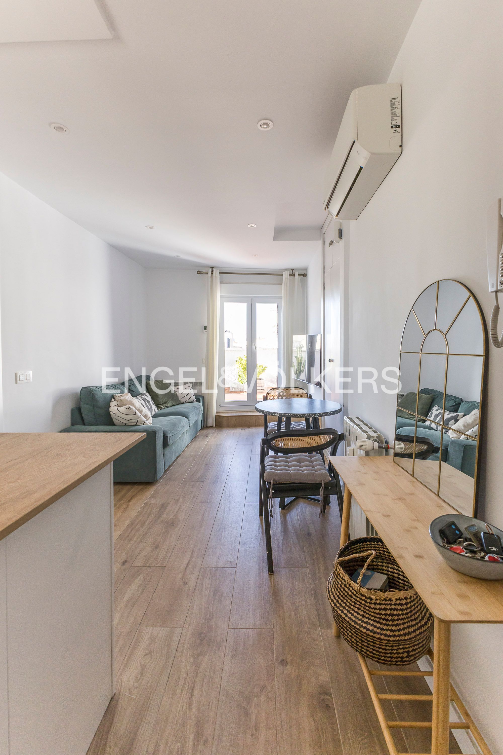 Sala d'estar de Pis de lloguer en  Madrid Capital amb Aire condicionat, Calefacció i Terrassa