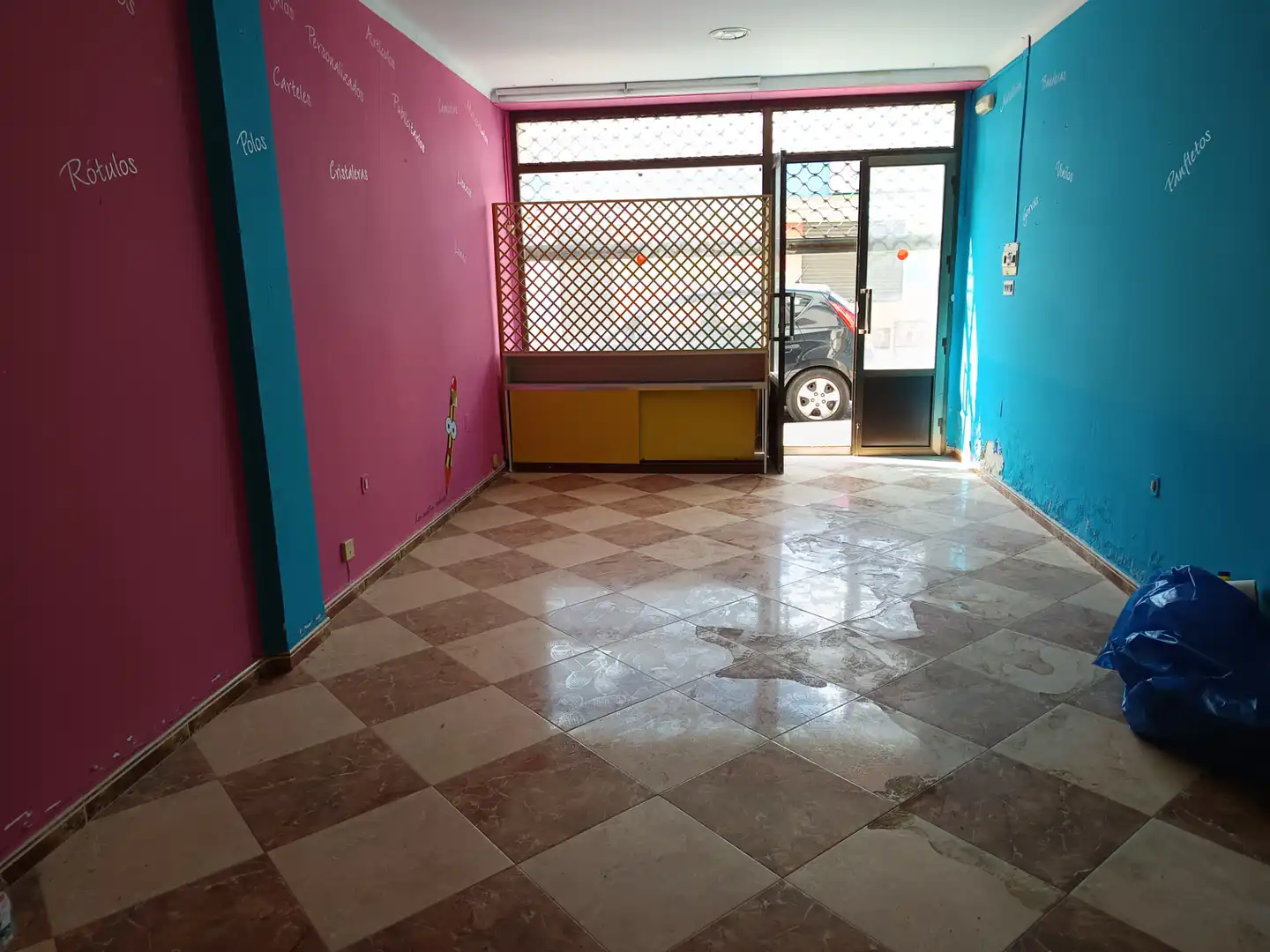 Local comercial en venda a La Carolina