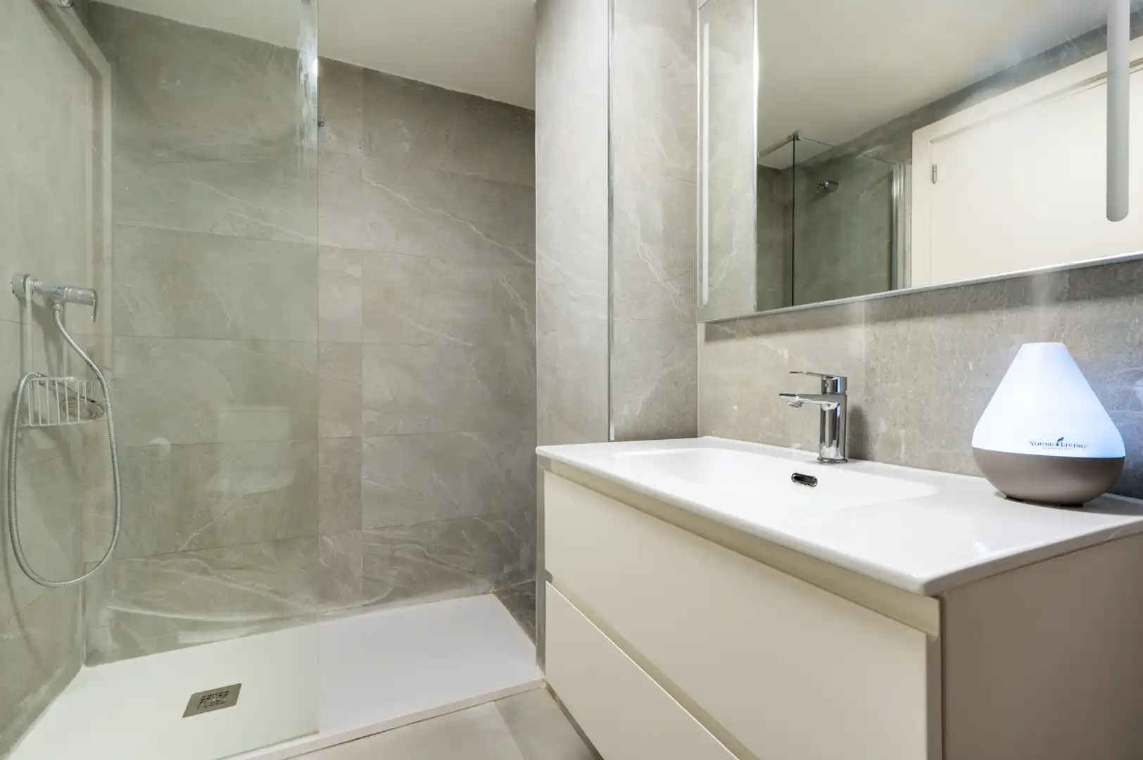 Baño de Piso en venta en  Palma de Mallorca con Aire acondicionado, Parquet y Terraza
