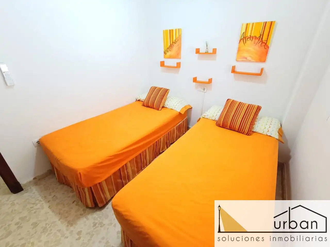 Flat for sale in De Granada, Chipiona Norte