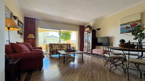 Foto 3 de Piso en venta en Elviria, Marbella