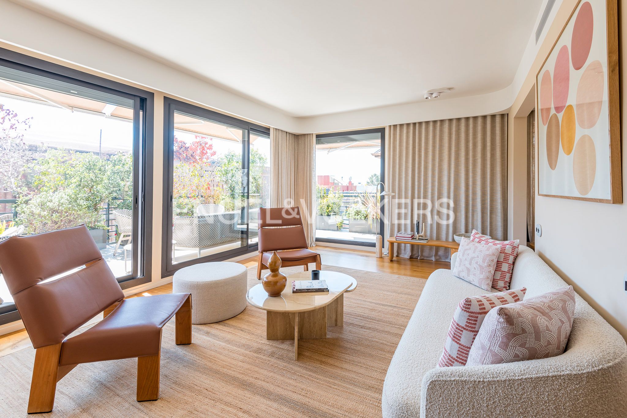 Sala d'estar de Dúplex de lloguer en  Barcelona Capital amb Aire condicionat, Calefacció i Parquet