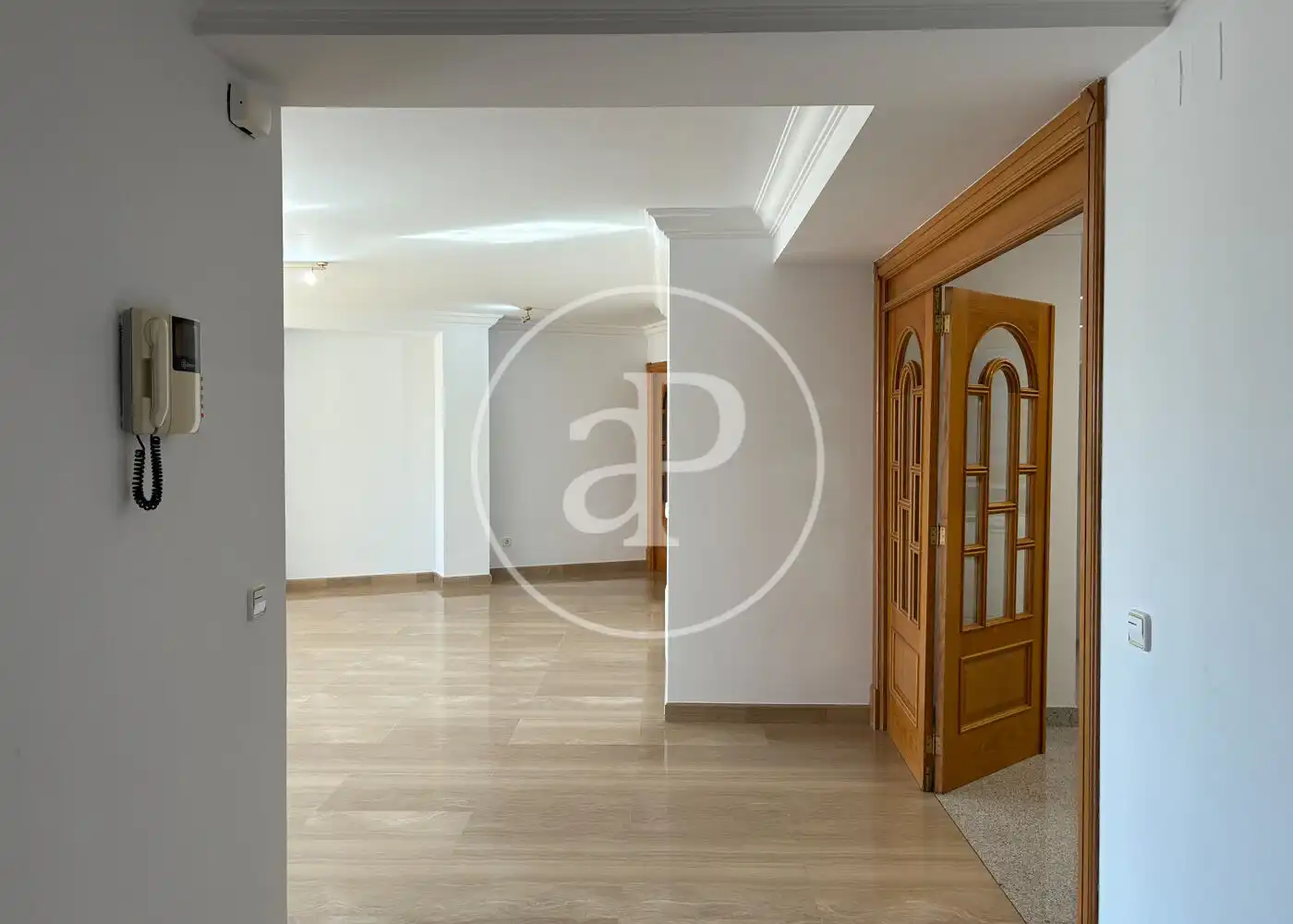 Piso con piscina en alquiler en Avinguda de Joan Miró, imagen 2