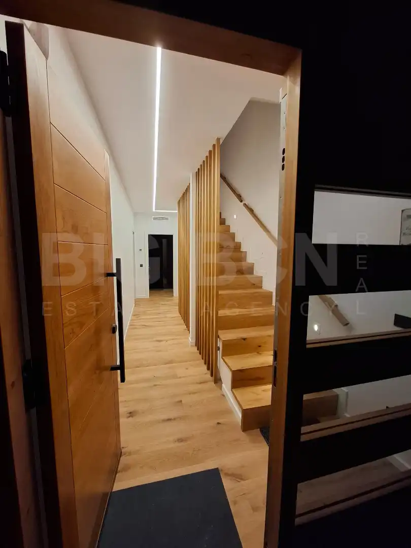 Casa adosada de alquiler en Esplugues de Llobregat con Aire acondicionado, Calefacción y Parquet