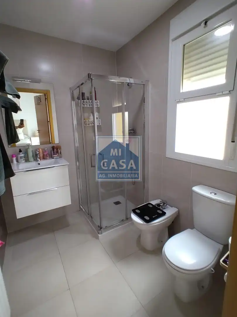 Bany de Casa o xalet en venda en Mérida amb Aire condicionat, Calefacció i Terrassa