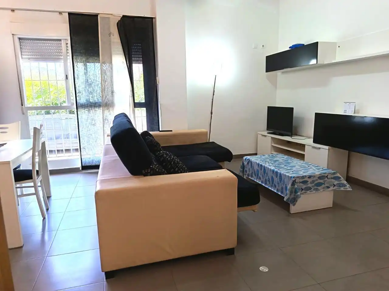 Living room of Ground floor for sale in Oliva  with Air Conditioner and Storage room