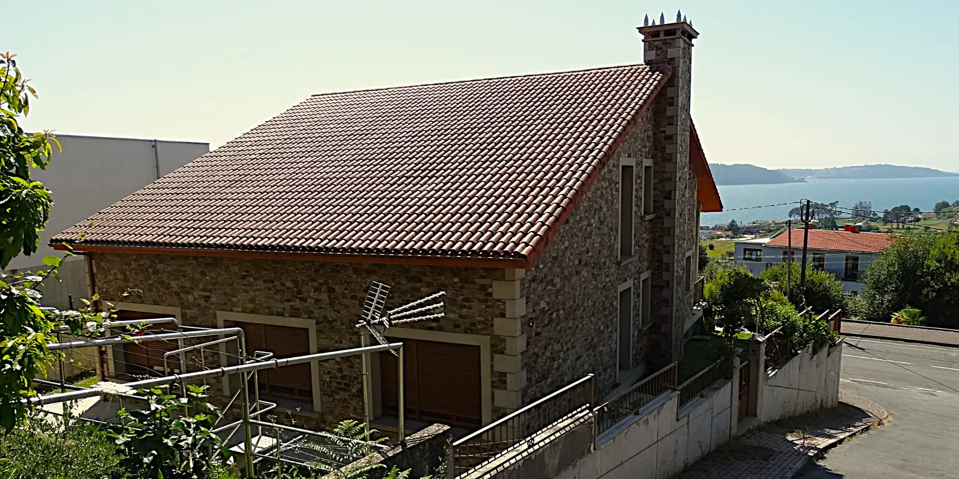 Vista exterior de Casa o xalet en venda en Miño amb Calefacció, Parquet i Terrassa