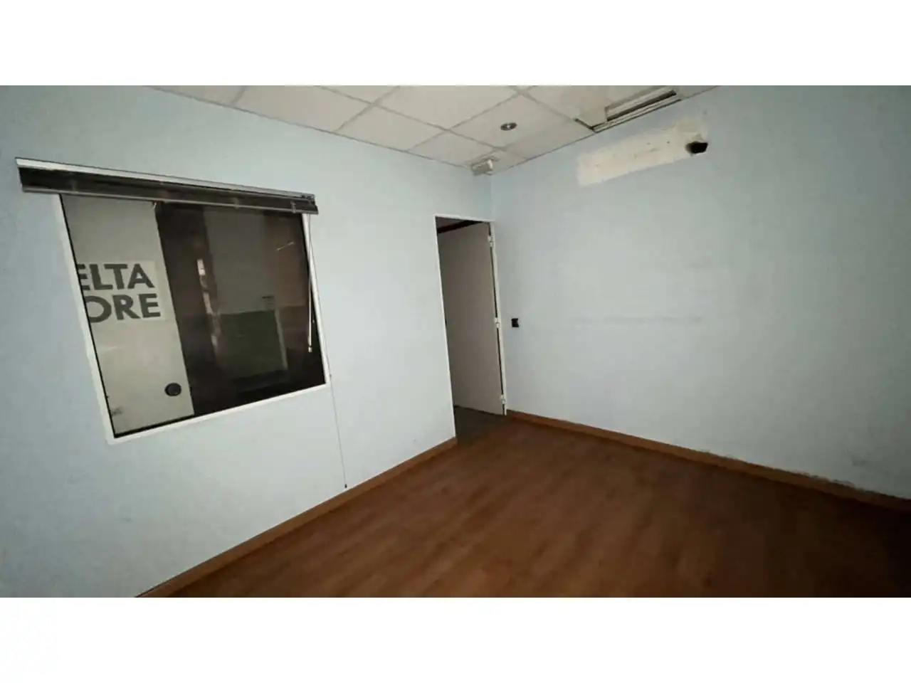 Business premises for sale in Calle Tamarit, imagen 8
