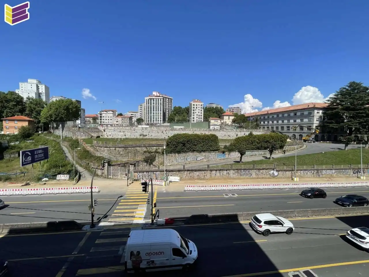 Vista exterior de Pis en venda en Vigo  amb Calefacció, Parquet i Terrassa