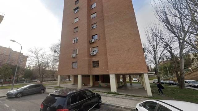 Piso en Venta en Calle de Cullera en Lucero