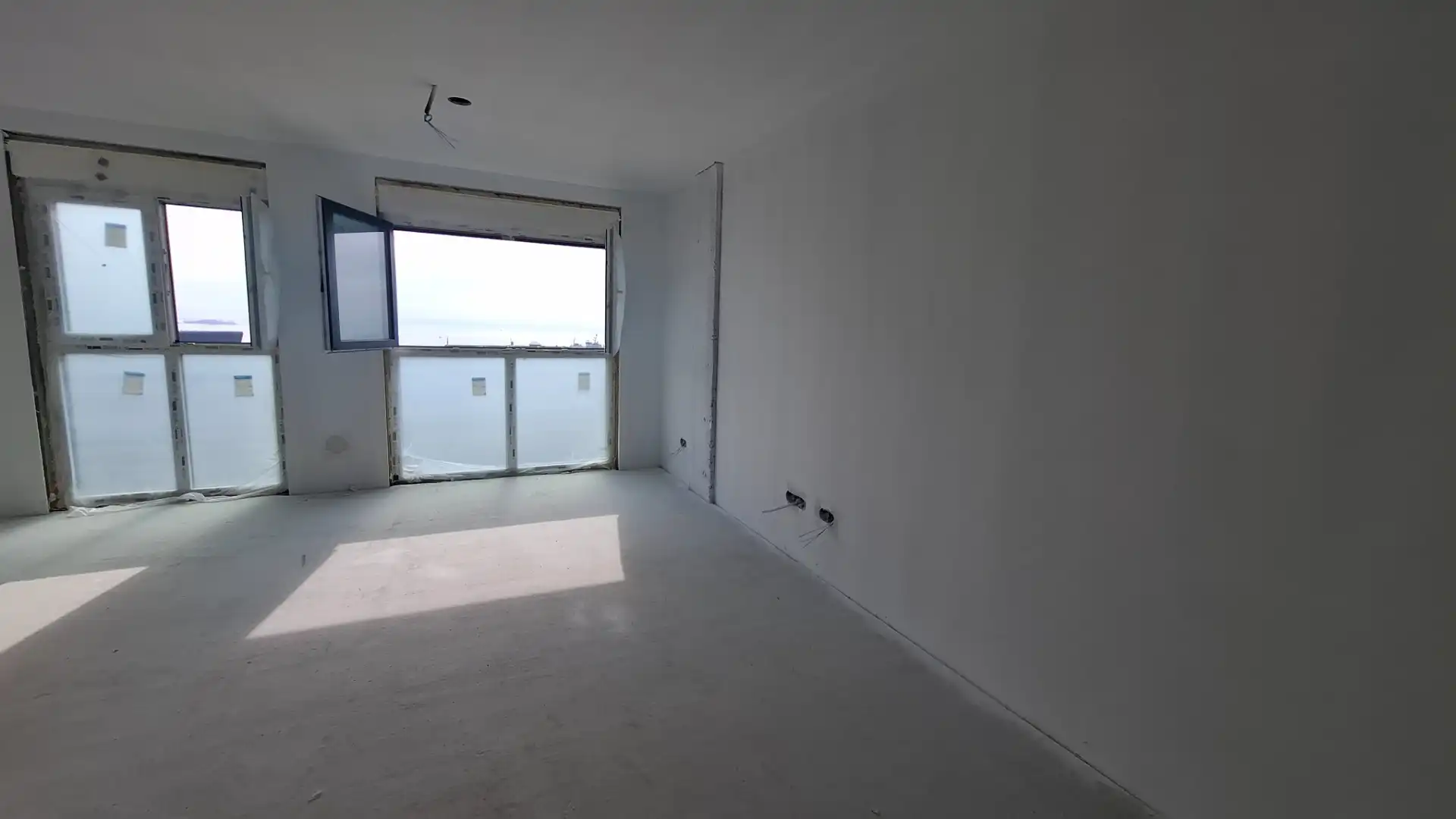 Pis en venda en Ribeira amb Calefacció, Parquet i Traster