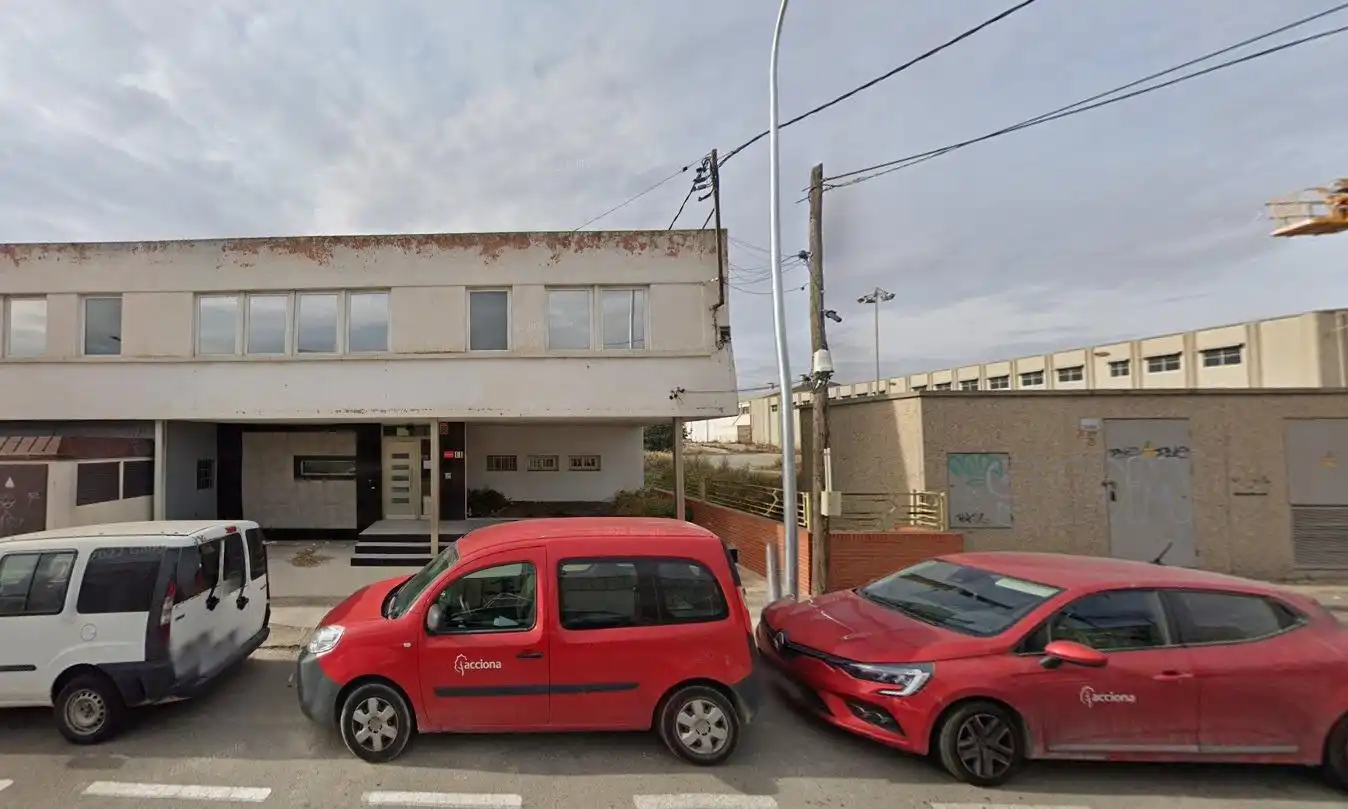 Nave industrial in vendita a Carrer ARTESANS 11