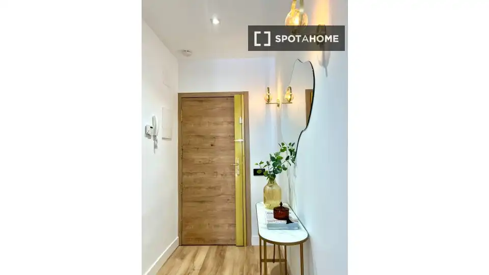 Flat with terrace to rent in Chamberí, imagen 3