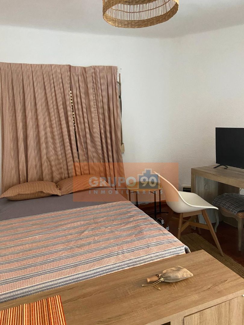 Schlafzimmer von Wohnung zum verkauf in Vinalesa mit Balkon