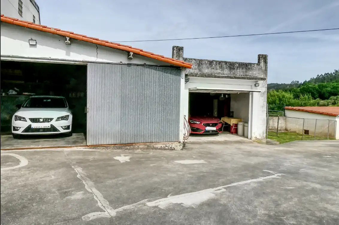 Vista exterior de Casa o chalet en venta en A Laracha   con Calefacción, Jardín privado y Trastero