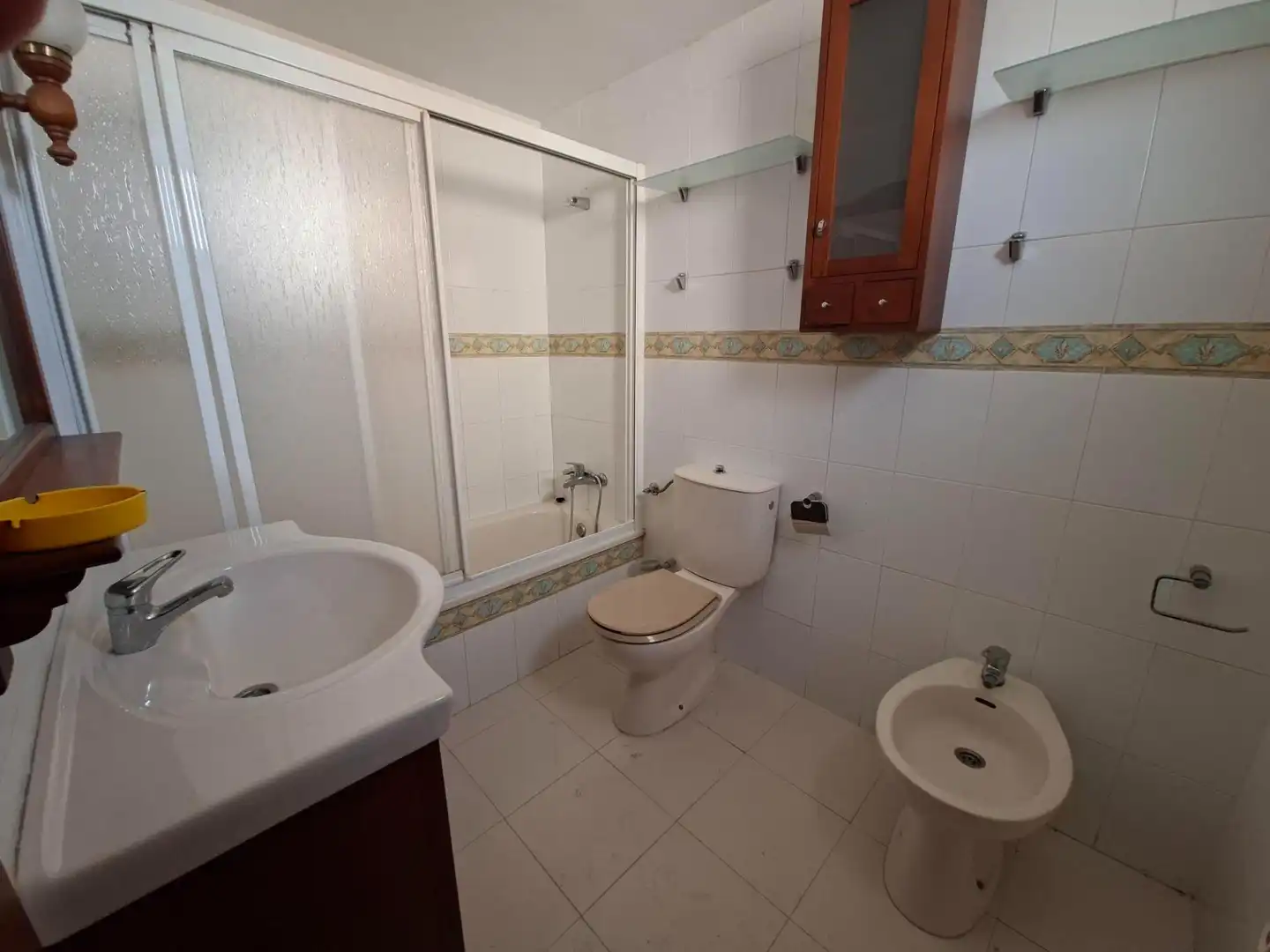Bathroom of Flat for sale in Cáceres  with Air Conditioner, Heating and Balcony