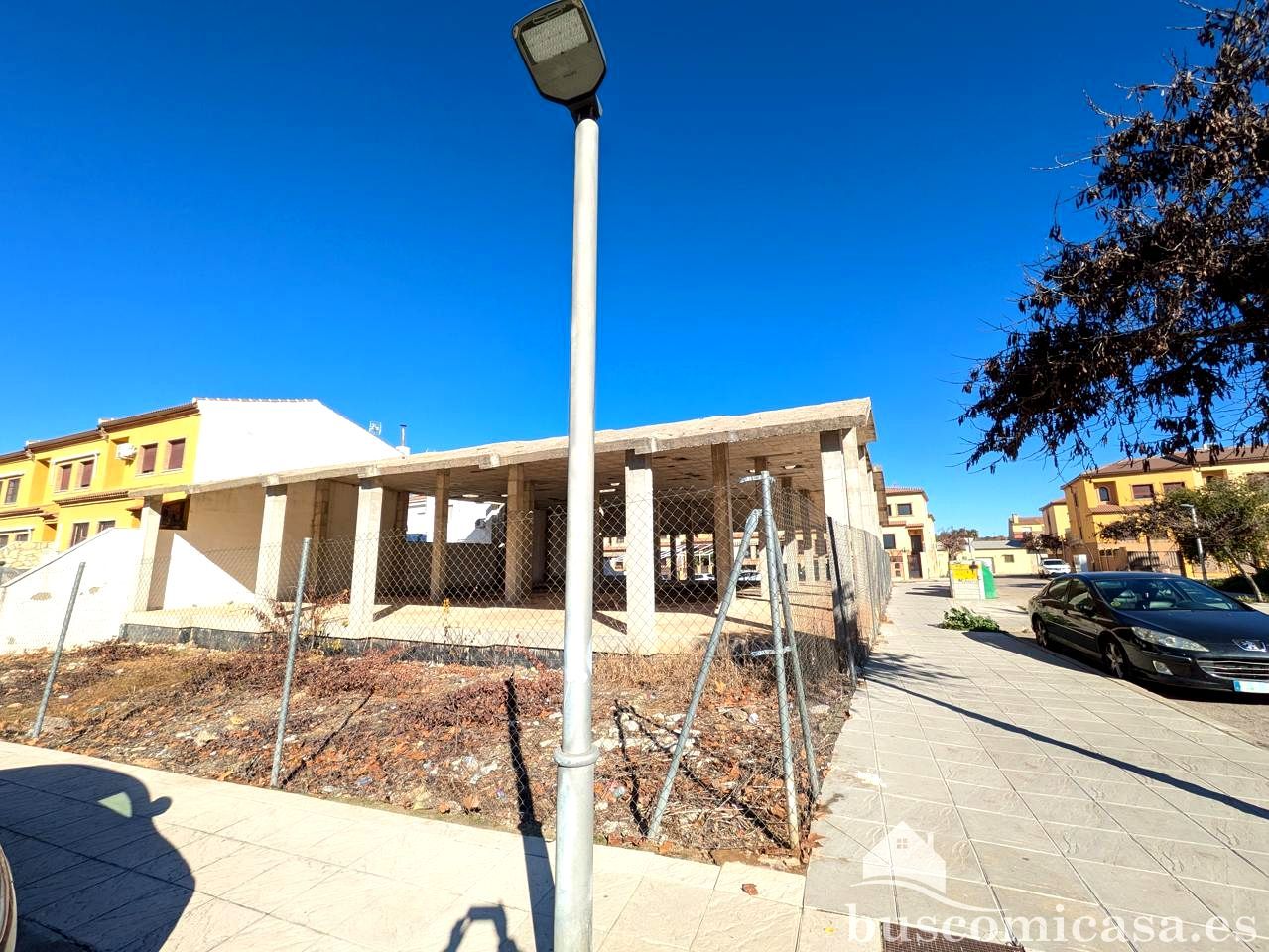 Vista exterior de Residencial en venda en Linares