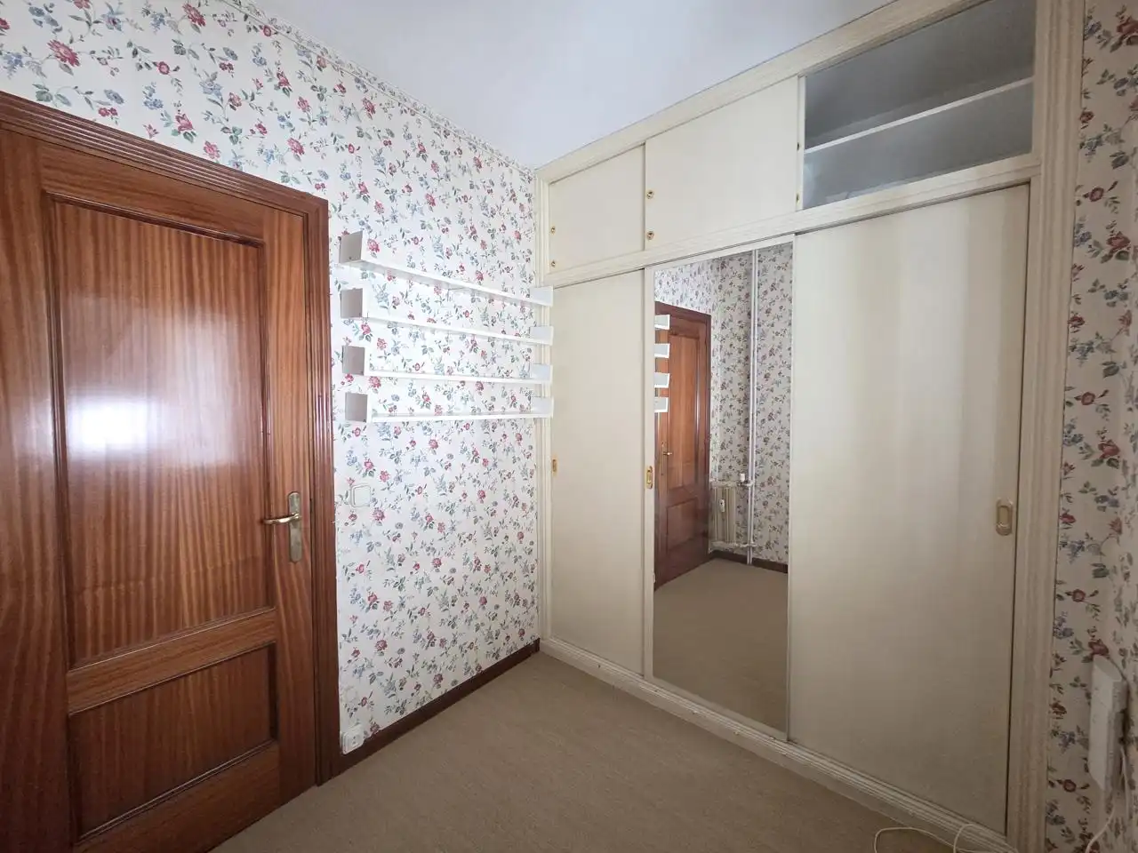 Flat for rent in De Cavanilles, Pacífico