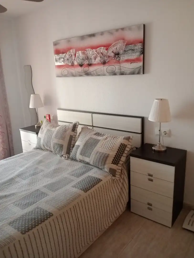 Habitación de Apartamento de alquiler en San Pedro del Pinatar con Aire acondicionado, Terraza y Trastero